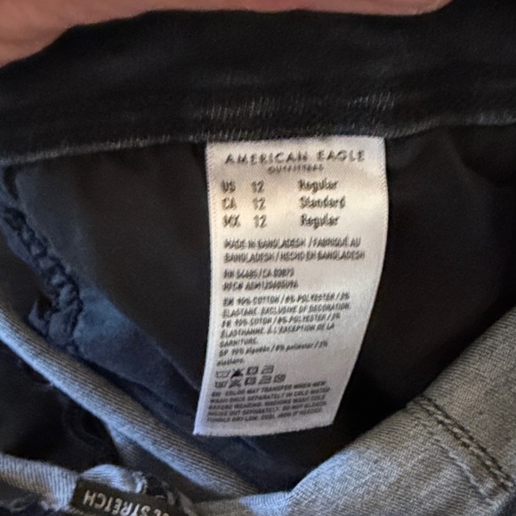 American Eagle stretchy boot cut jeans size 12 - Picture 2 of 5